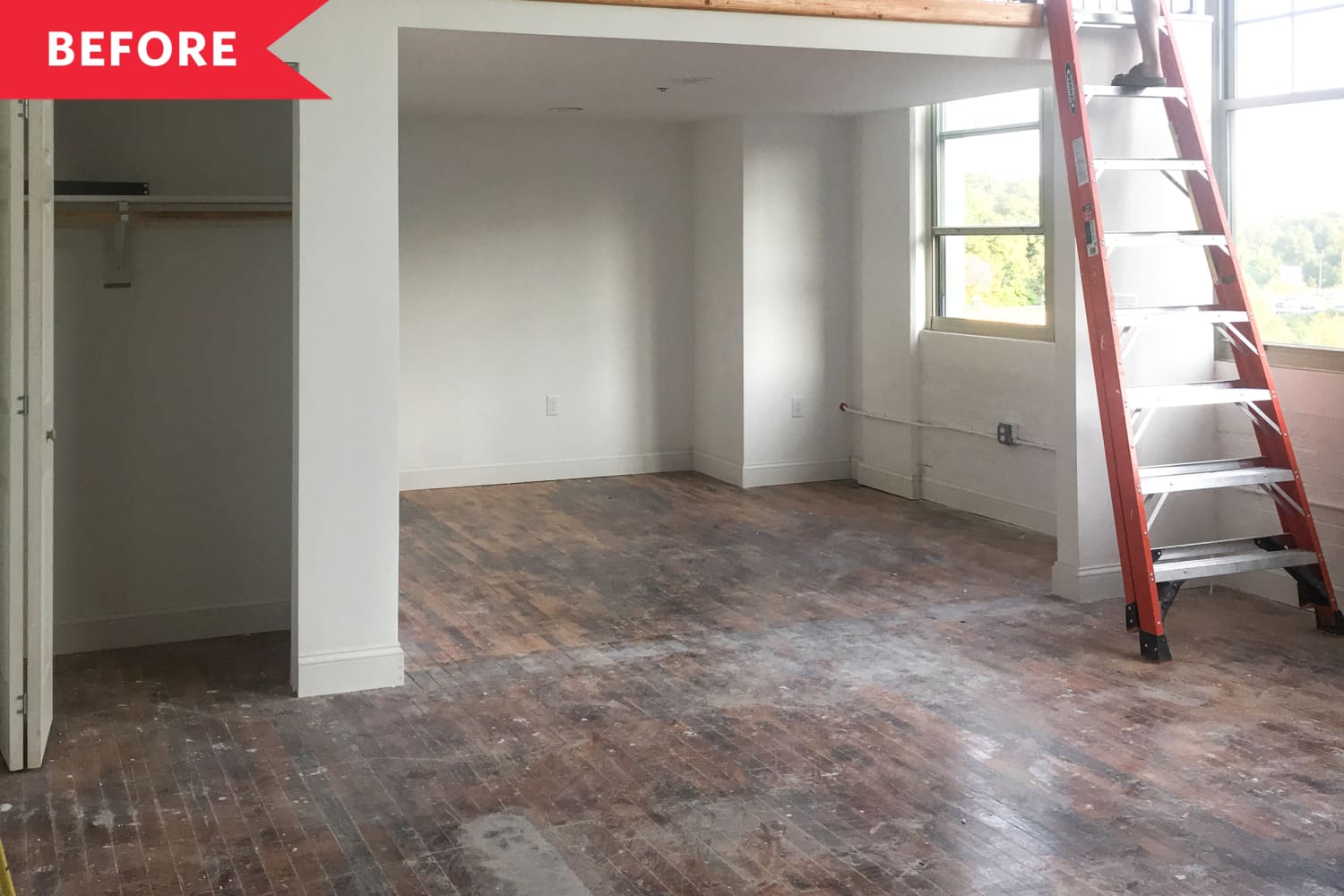 A Beautiful 600SquareFoot Studio Was Furnished on a Small Budget